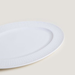 Plato Oval Porcelana Blanca DiseÃ±o Espigado 35.8X25.5 Cm (MSK) 12267